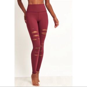 Alo High Waist Ripped Warrior Legging in Red Velvet Size Medium